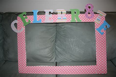 Do it yourself photo booth frame. Krafty Keybbler: Photo Booth Frame