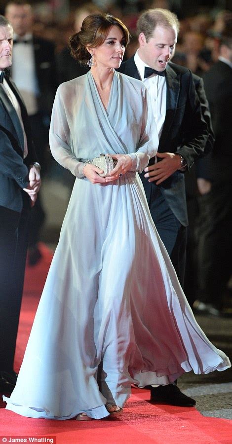Kate Middleton Braless At Spectre World Premiere In Jenny Packham Gown Daily Mail Online