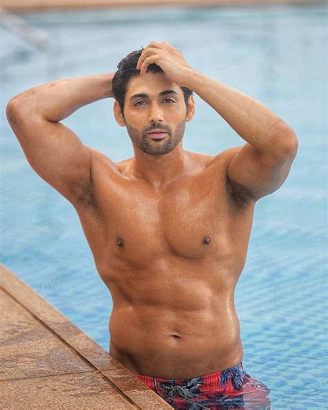 Shirtless Bollywood Men Wider But Still Fit Hot On Netflix Ruslaan
