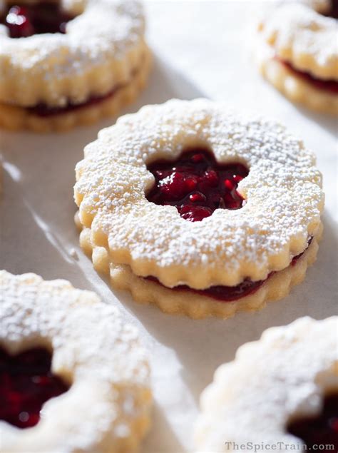 Spiced Raspberry Linzer Cookies A Great Christmas Cookie Recipe