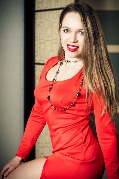 Alena 26 Years Old Ukraine Nikolaev Russian Bride Profile Meetbrides Online Russian Bride