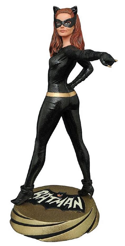 Koop Statues Batman 1966 Premium Collection Catwoman Statue