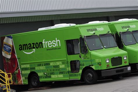 Amazonfresh is amazon's free grocery delivery service for prime members that lets you order fresh groceries (including perishables, produce, and whole foods' 365 brand products), everyday. Amazon Stopping Fresh Delivery Service In Several States ...