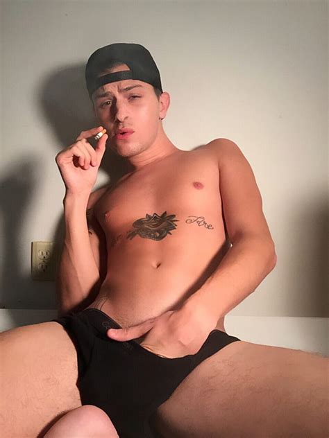 Latino Chulazo Pasivo Con Ganas De Pene Tema Gay Porno Sexo Fotos Xxx Machos Gay Pene