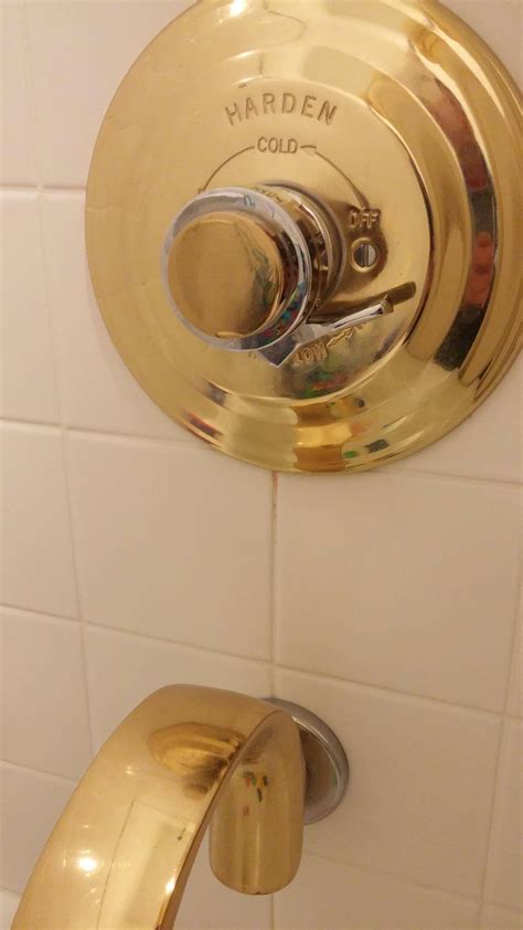 Many bath manufacturers also discontinue products from time to time, creating a significant difficulty in finding replacement parts to work with existing spa systems. plumbing - How do I replace shower / tub handles / spouts ...