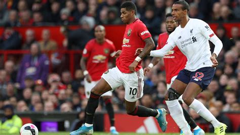 Manchester united fans have entered old trafford to protest the glazers ahead of the premier league game against liverpool. Liverpool v Man Utd scene setter | Manchester United