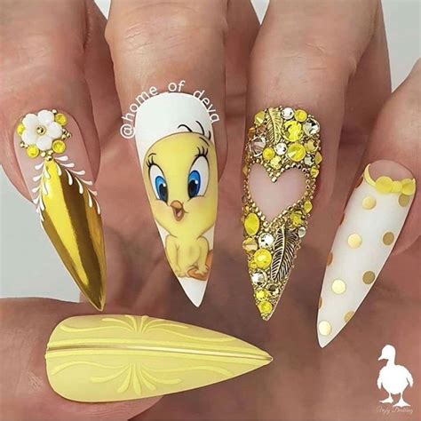 50 Fun Cartoon Nail Designs The Glossychic In 2020 Disney Acrylic