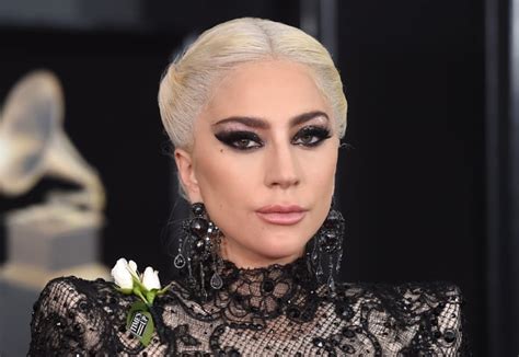 Lady Gaga Hair And Makeup Grammys 2018 Popsugar Beauty