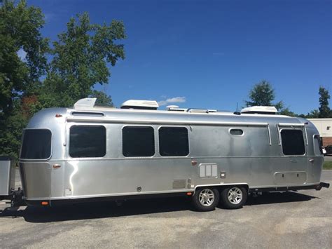 2017 Airstream Classic 30 Twin Travel Trailers Rv For Sale By Owner In Glen Allen Virginia