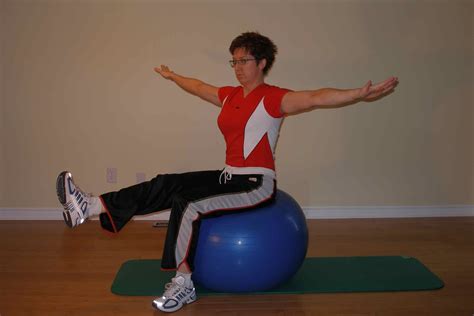 Seated Leg Raise On The Ball