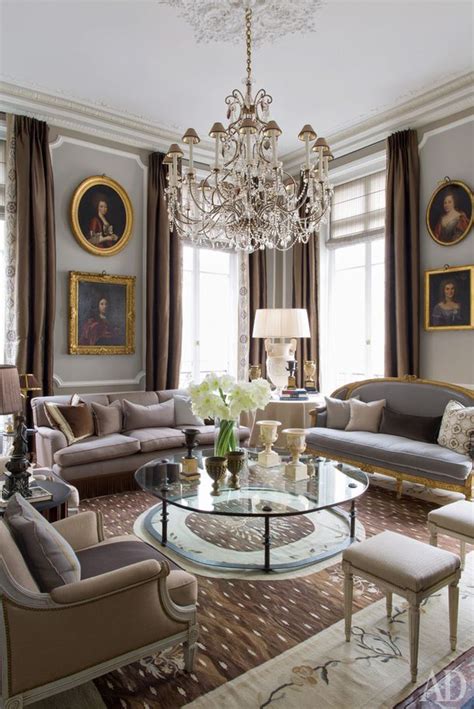 An Elegant Paris Apartment August 6 2016 Chic Apartment Decor