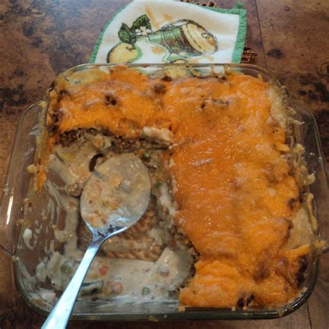 Our meatloaf casserole recipe is a southern twist on a classic shepherd's pie. Leftover Meatloaf Tater Tot Casserole Recipe | Allrecipes