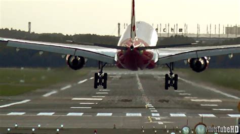 A330 Slow Motioned Touchdown Fullhd Youtube
