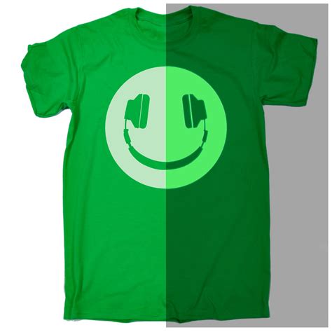 Funny Mens T Shirt Glow In The Dark Headphone Smiling Music Rave Dj