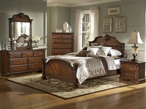 King Bedroom Set Clearance