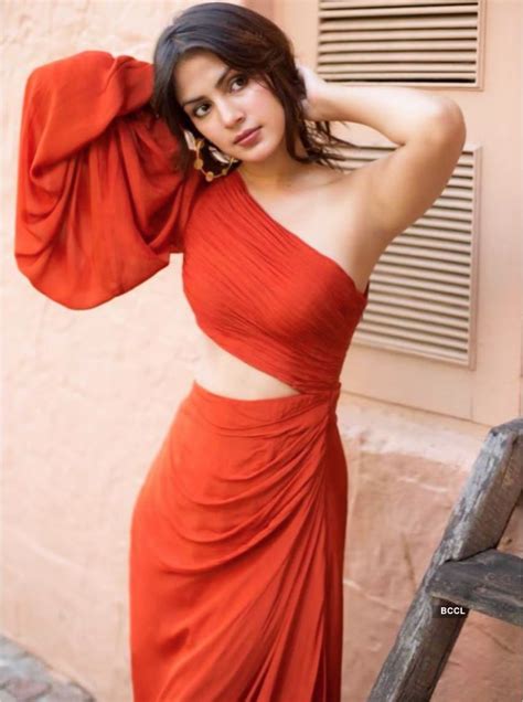 Rhea Chakraborty Is Turning Up The Heat With Her Captivating