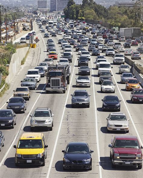 3 Rush Hour Traffic Tips For Truckers Evan Transportation