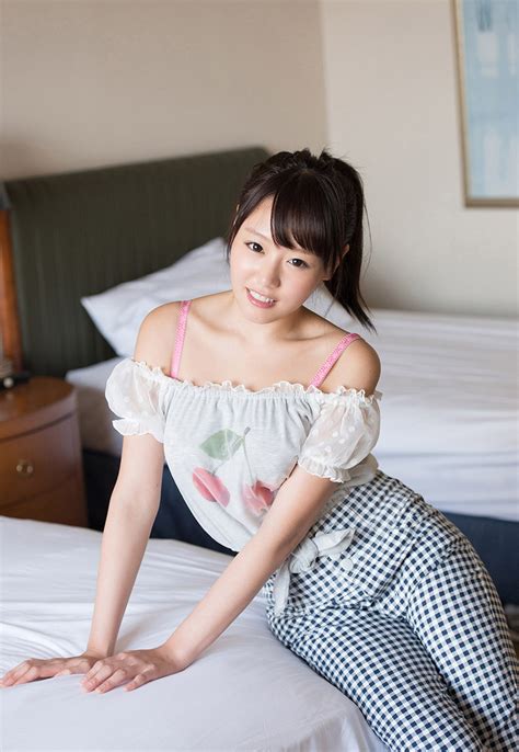 Mao Hamasaki Pictures