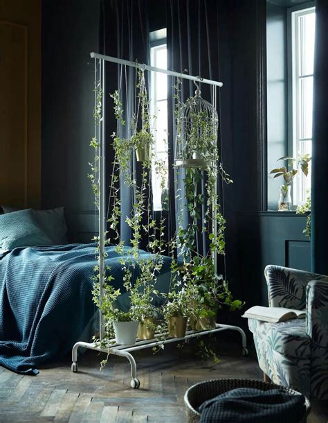 Suite plants is a company that manufactures these awesome living walls/green room dividers that can be. IKEA Plant Hacks Your Green Friends Will Love | Bedroom ...