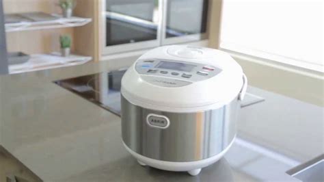 Los robots de cocina han llegado para quedarse. Robot de cocina Chef titanium con voz - YouTube
