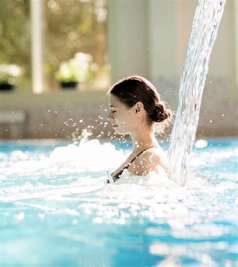 How To Protect Skin And Hair From Chlorine In A Swimming Pool