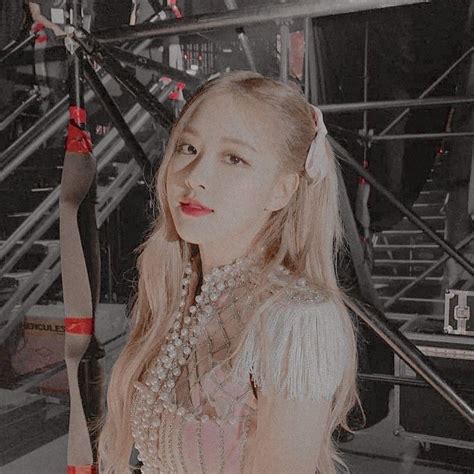 𝚙𝚓𝚜𝚏𝚘𝚛𝚕𝚘𝚟𝚎꒱ Blackpink Rose Rose Tumblr Rose Icon