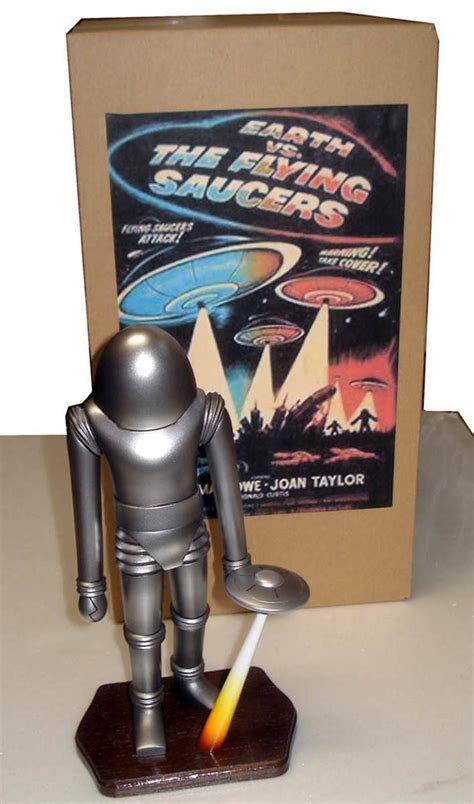 Earth Vs The Flying Saucers Flying Saucer Robot Sculpture Science