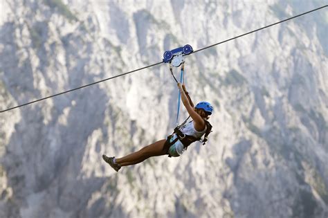 Die zipline am stoderzinken ist ein ganz besonderer spass bei ferien in der steiermark! Neue Zipline in Planica - Reiseblog | Anita auf Reisen