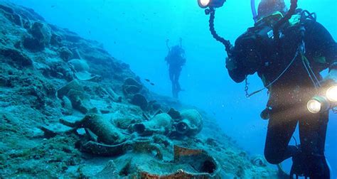 The duke of edinburgh is expected to then be buried in frogmore gardens, in the grounds of windsor castle. Underwater Discovery: 4,000-Year-Old Shipwreck Belonging ...