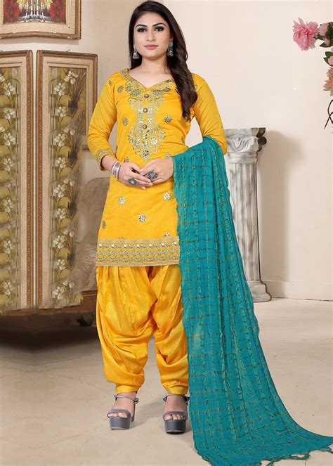 Exceptional Collection Of 999 Punjabi Dress Images In Full 4k Resolution