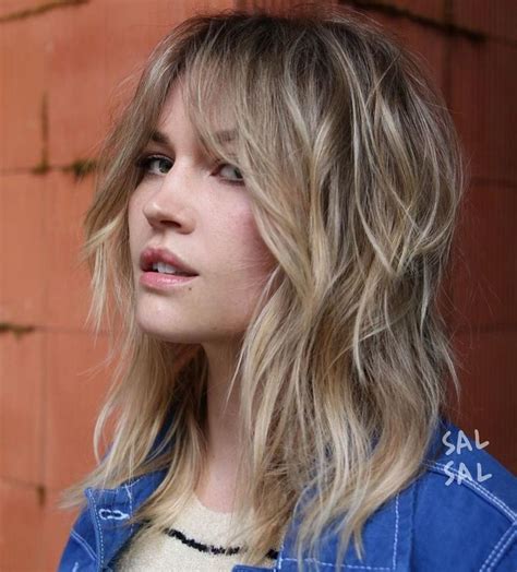 Curtain bangs, or curtain fringes as they are also known, came into fashion via popular female actors such as farrah fawcett and goldie hawn in the 70's. 60 Best Variations of a Medium Shag Haircut for Your ...