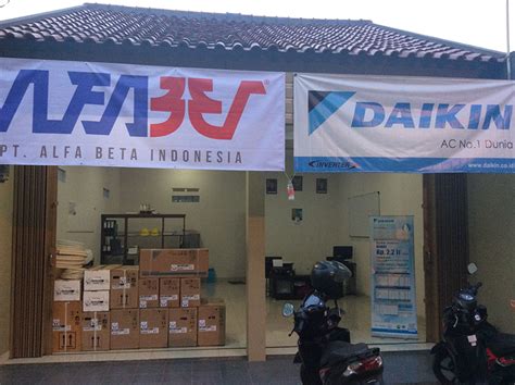 Salah satu layanan yang diberikan perusahaan ini adalah aplikasi digital tauberes yang menghubungkan layanan kargo udara dengan pelanggan. Lowongan Kerja PT Alfa Beta Indonesia Karawang
