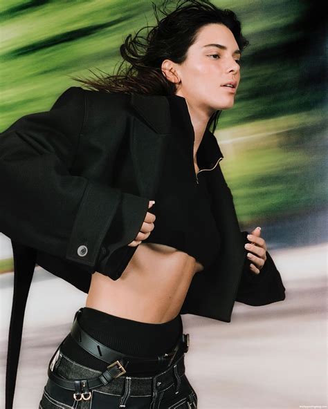 Kendall Jenner Poses For Jacquemus Photos Nude Celebrity