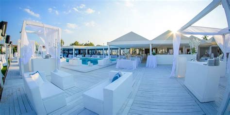 Buchen sie ihre ferienwohnung ganz schnell online. Catania Beach Club - Dazzled