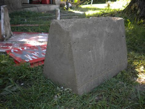 Concrete Block Molds : 7 Steps - Instructables