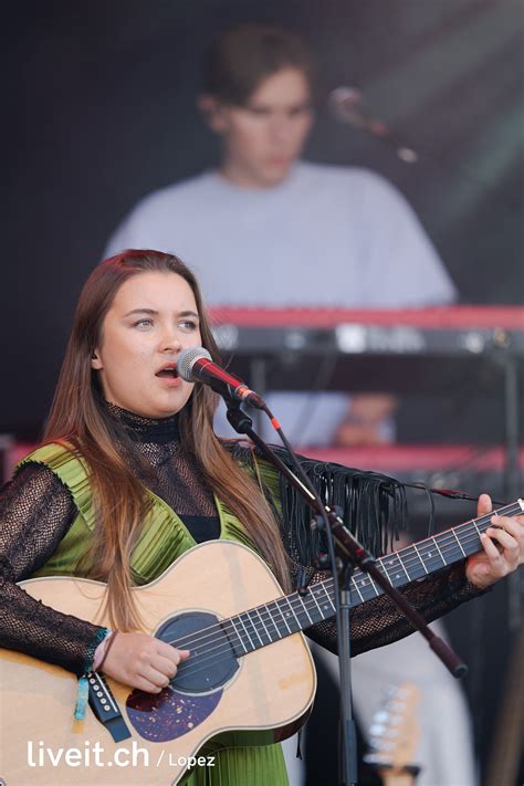 Joya Marleen Am Gurtenfestival Liveitch