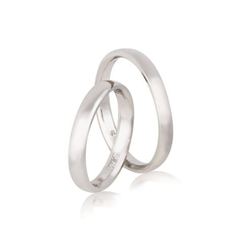 Πως να διαλέξετε σωστά τα δαχτυλίδια του γάμου σας by Skaras Jewels ...