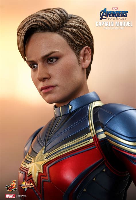 Captain marvel is an extraterrestrial kree warrior who finds herself caught in the middle of an intergalactic battle between her people and the skrulls. Captain Marvel Gets an AVENGERS: ENDGAME Hot Toys Figure ...