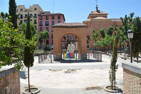Plaza Del Dos De Mayo El Centro De Malasaña Mirador Madrid