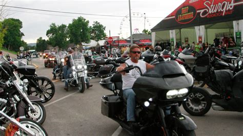 Bikers Descend On Sturgis Rally With Few Signs Of Pandemic Klbk