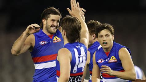 You'll get lucky with us ► linebet.com! Live AFL, Round 5, Western Bulldogs vs North Melbourne ...