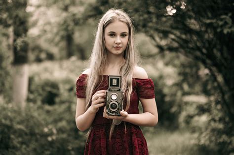 Fondos De Pantalla Mujer C Mara Rubia Vestido Rojo Profundidad De