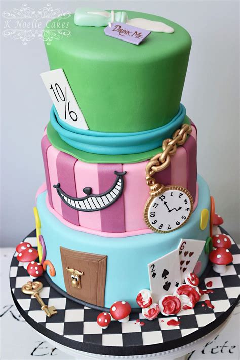 Alice In Wonderland Themed Cake By K Noelle Cakes Alice In Wonderland