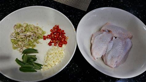 Cara memasak ayam masak paprik. Resepi Sup Ayam Ala Thai Azie Kitchen - Resepi Book p