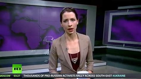 russia today presenter hits out at moscow over ukraine world news the guardian