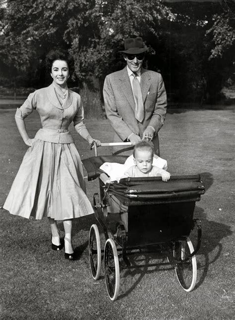 Elizabeth Taylor Elizabeth Taylor And Her Two Sons