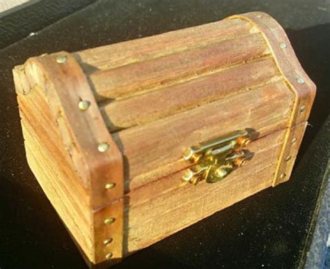 Mini Treasure Chest Prospectors Gold And Gems