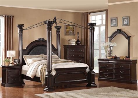The furniture sets usually being used by people who want to have simple interior design. King size master bedroom sets - Bedroom at Real Estate # ...