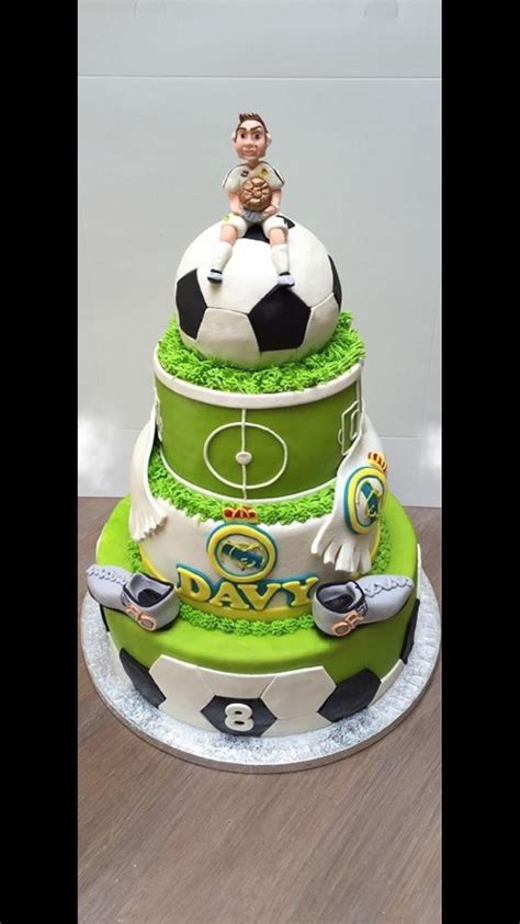 Christiano Ronaldo Cake Made By Angelique Bond Tartas Tortas Fiesta
