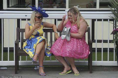 Racegoers Cant Contain Themselves As The Racing Action Hots Up